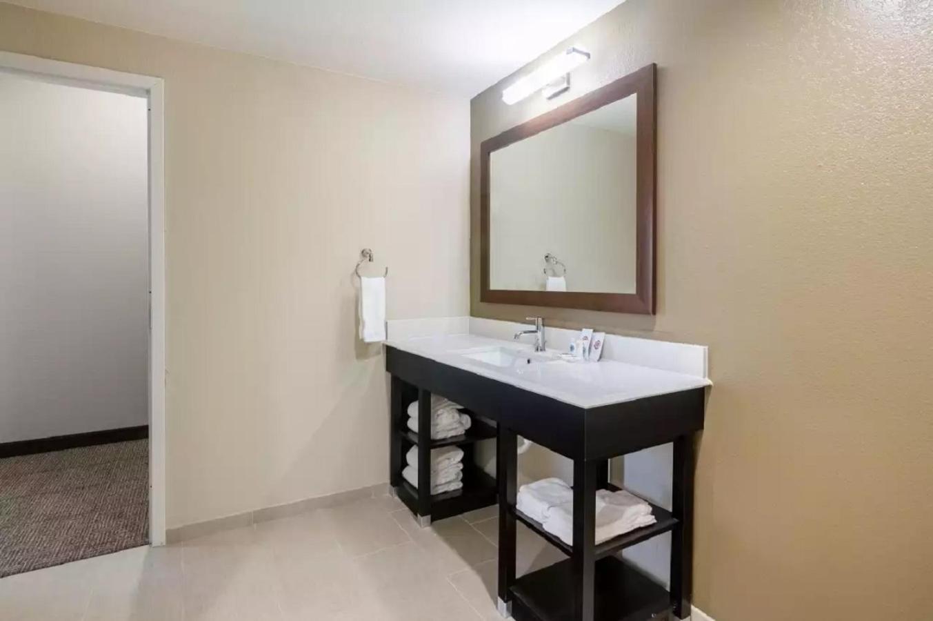 Comfort Suites Meridian And I-40 Oklahoma City Luaran gambar