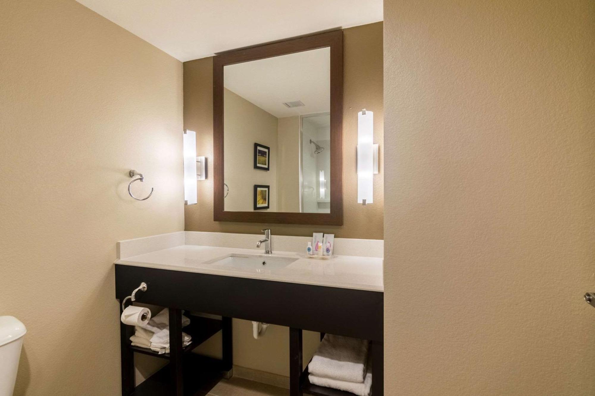 Comfort Suites Meridian And I-40 Oklahoma City Luaran gambar
